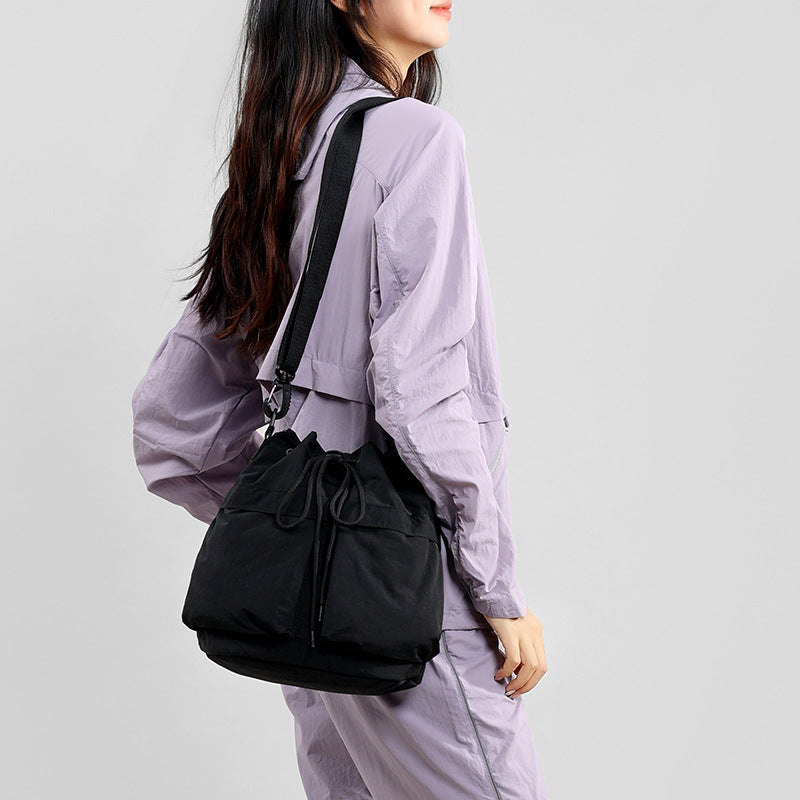 Women's Drawstring Portable Simple Large Capacity Women's Messenger Bag