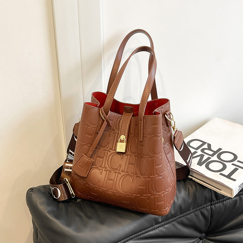 Women's Personalized Design Solid Color Hollow Popular Bucket Bag