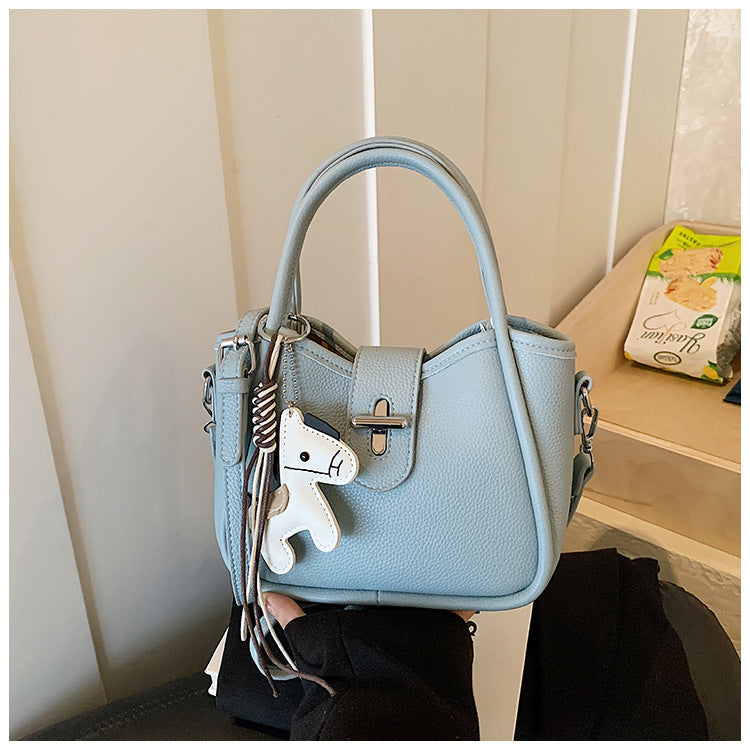 Women's Korean Style Commuter Portable Fashion Simple Bucket Bags