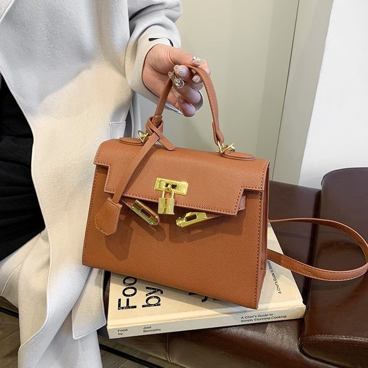 Women's Retro Minority Winter Fashion Advanced Texture Women's Messenger Bag