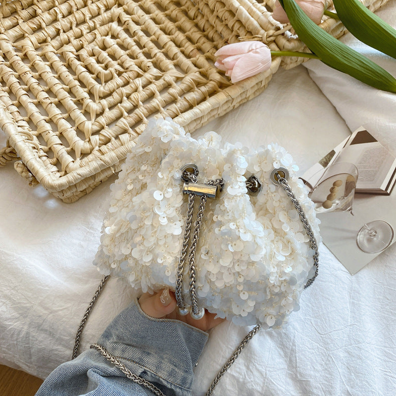 Women's Style Retro National Artistic Mesh Embroidered Flower Sequined Bags