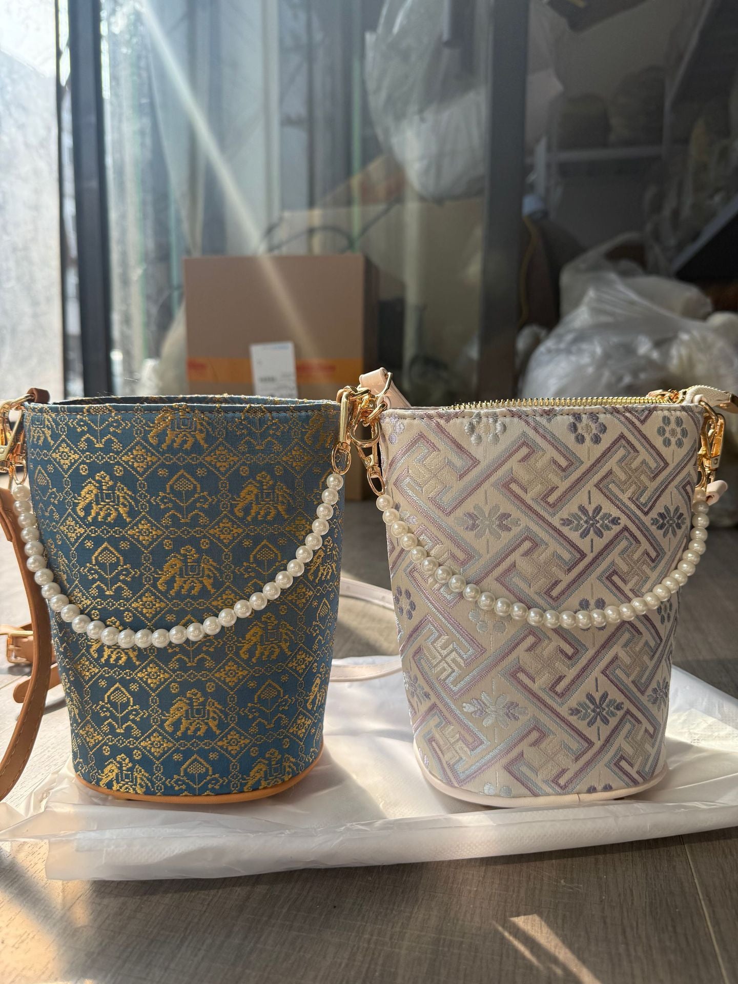Beautiful Trendy Unique Women's Brocade Fashion Bucket Bag