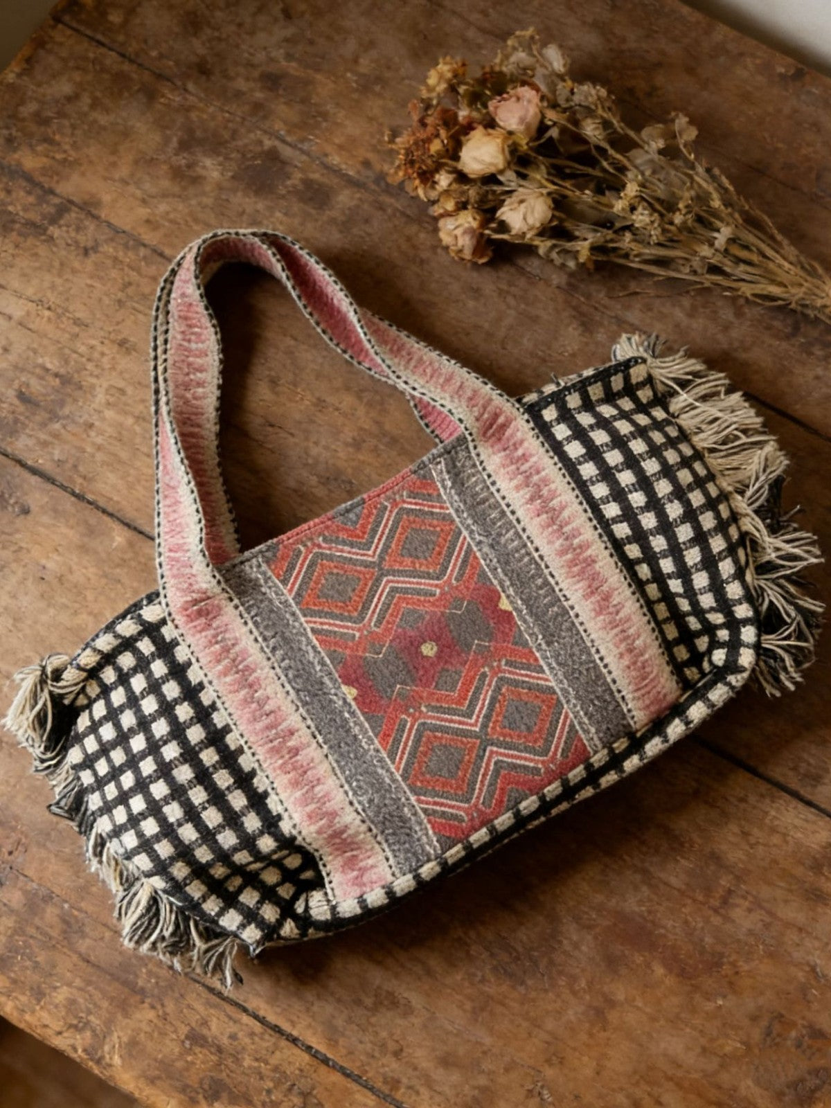 Women's Tassel Retro Geometric Pattern Large Capacity Totes Handbags