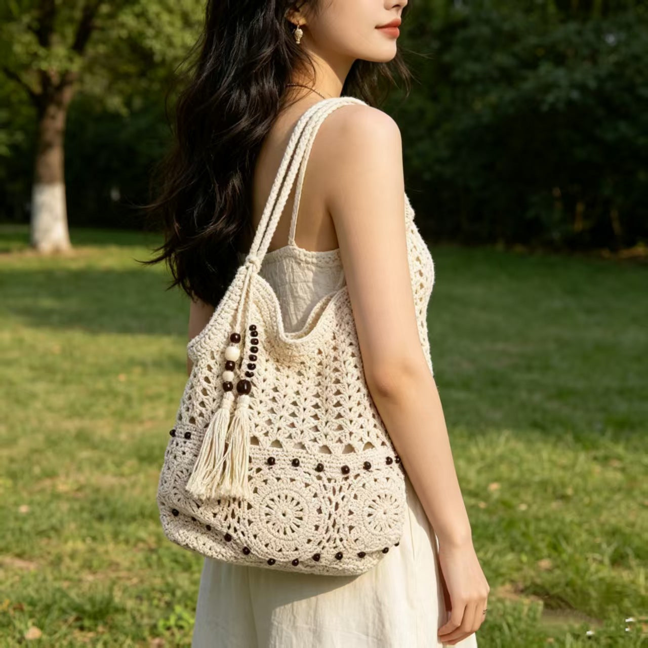 Woven Single Seaside Vacation Beach Large Capacity Handmade Women's Shoulder Bag