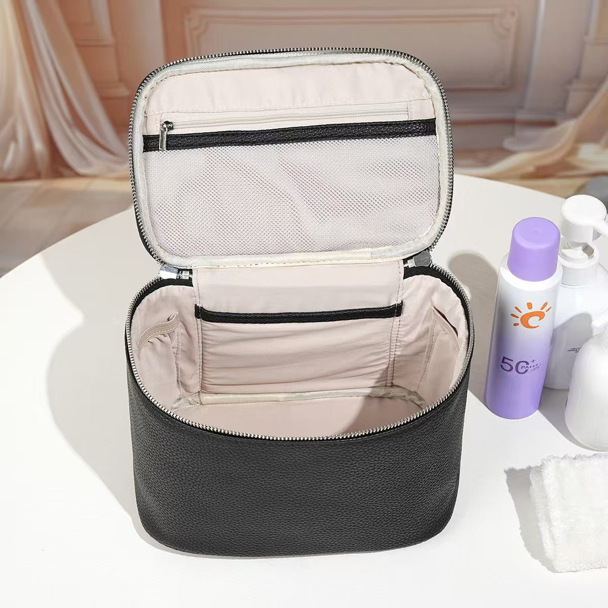Large Capacity High-grade Crocodile Portable Storage Good-looking Wash Makeup Bag