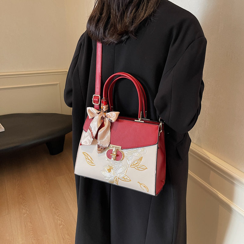 Women's Luxury Niche Design Chinese Style Embroidery Bags
