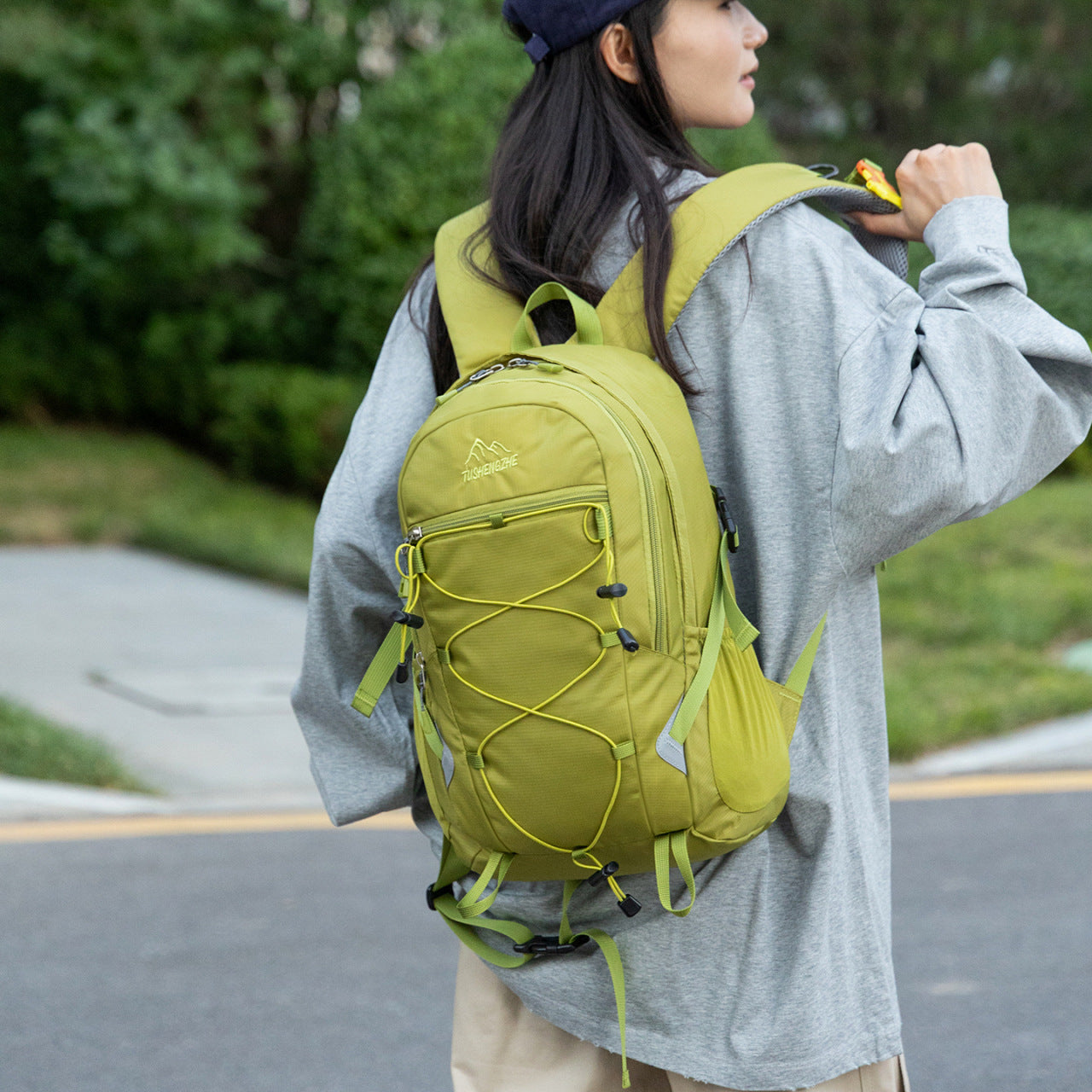 Women's & Men's Large Capacity Hiking Leisure Backpack