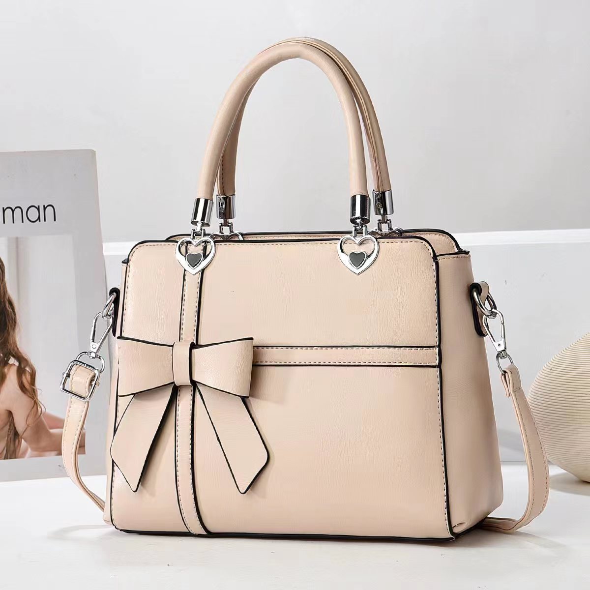 Beautiful Women's Fashion Winter Versatile Big Women's Shoulder Bag