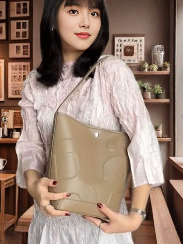 Women's Cold Pressure Versatile Large Capacity Trendy Solid Color Bags