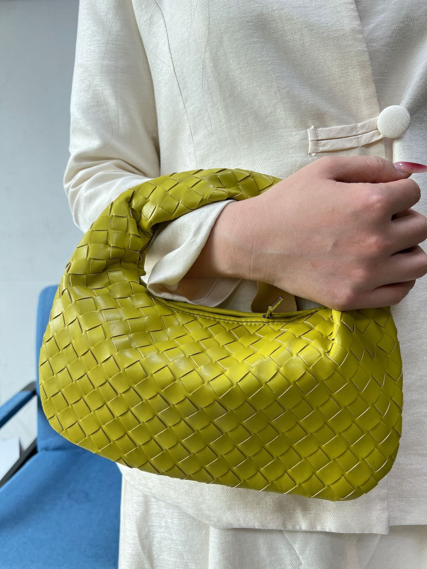 Women's Woven Popular Horn Knotted Portable Underarm Bags