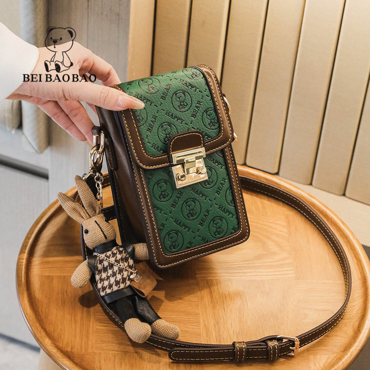 New Women's Source Retro Green Simple Phone Bags