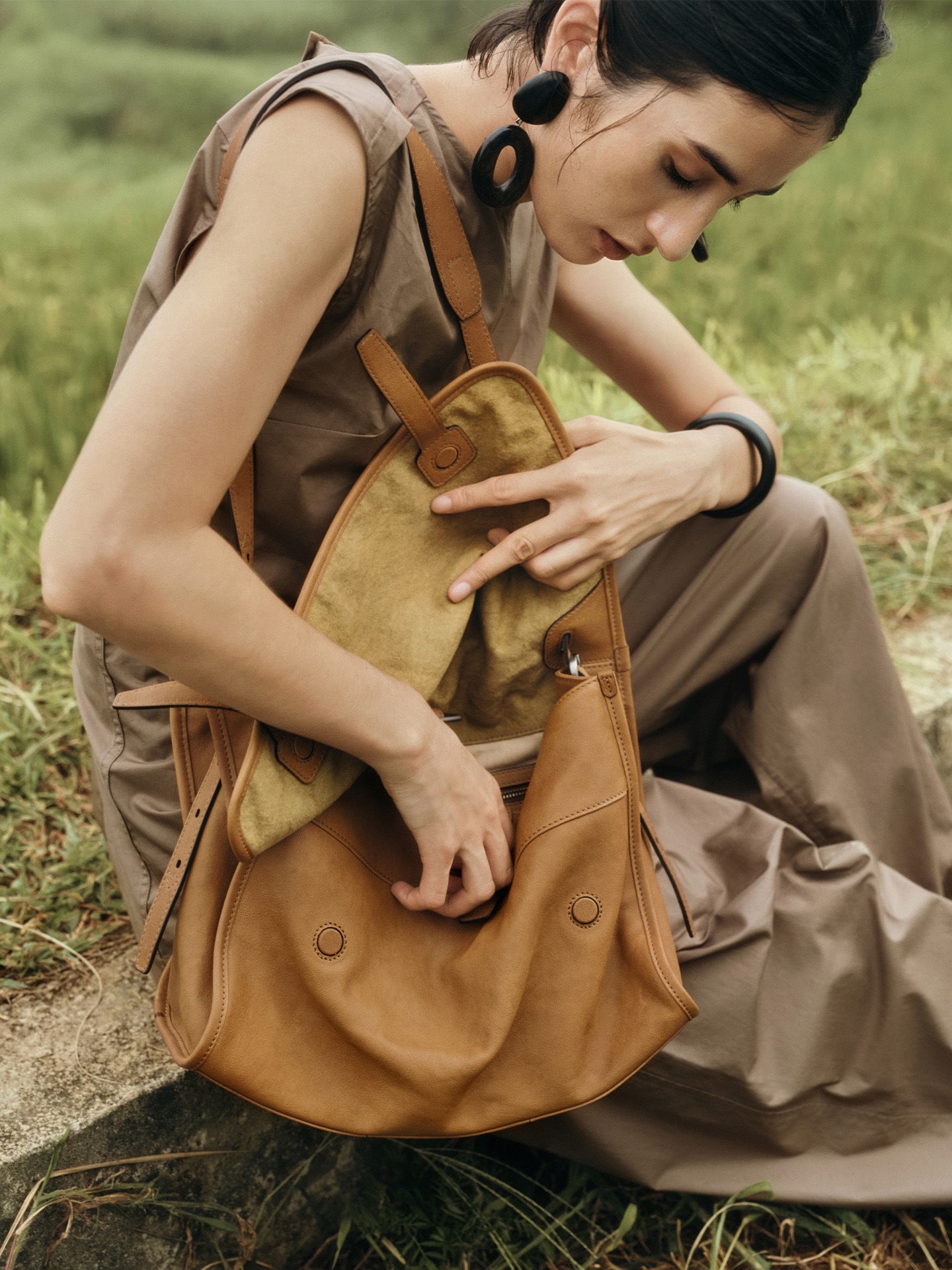 Women's Tanned Sheepskin Series Man Mail Large Capacity Bags