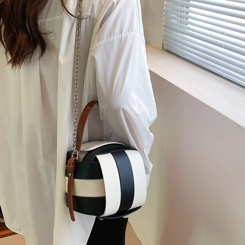 Women's Female Contrast Color Personality Commuter Simple Woven Women's Messenger Bag