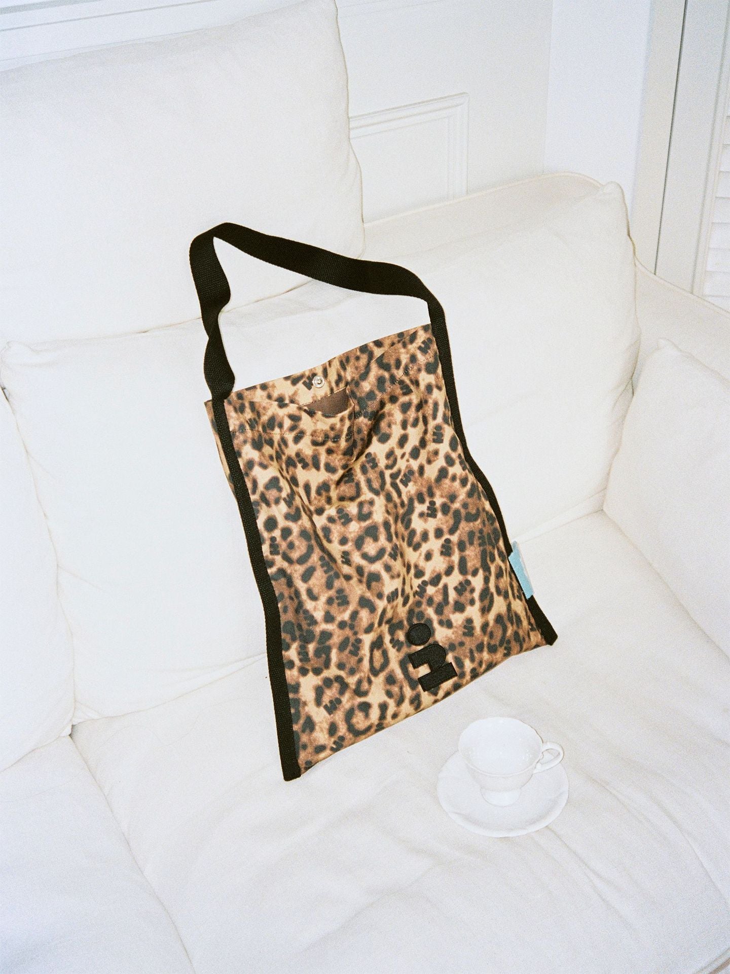 Edge Canvas High-density Large Capacity Design Tote Bag