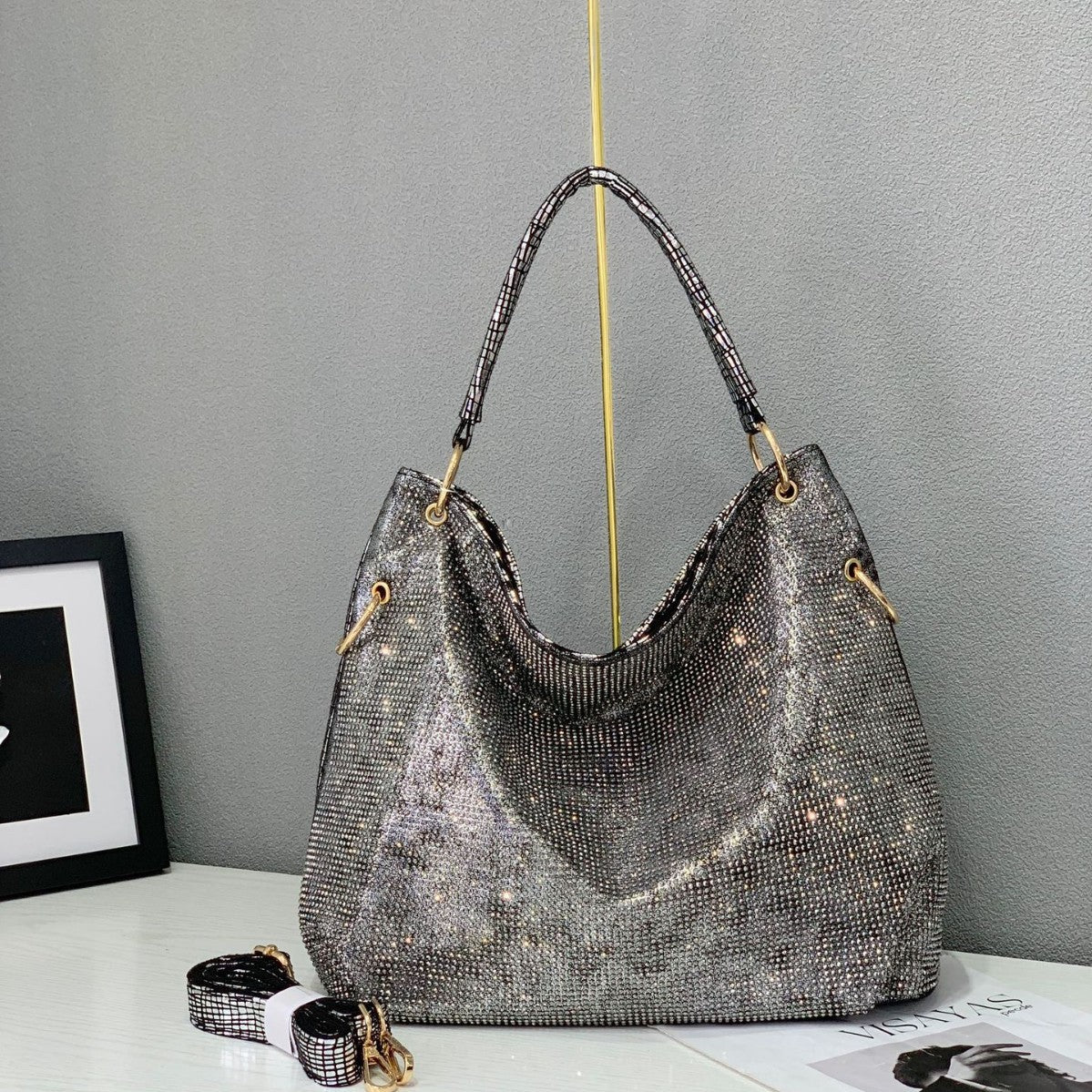Women's Fashion Rhinestone Retro Large Capacity Portable Tote Bag