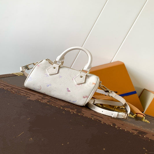 White Gradient Color Cowhide Dyed Elegant Women's Shoulder Bag