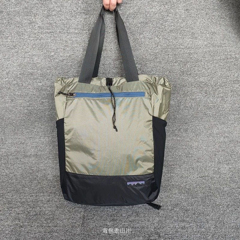 Lightweight Large Capacity Portable Folding Daily Leisure Backpack