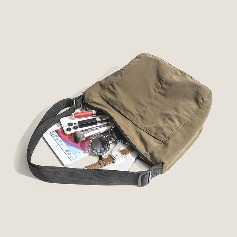 Design Lightweight Nylon Cloth Commute Large Women's Shoulder Bag