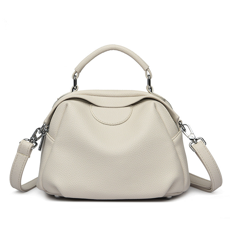 Women's Autumn Retro Commuter Large Capacity Fashion Bags