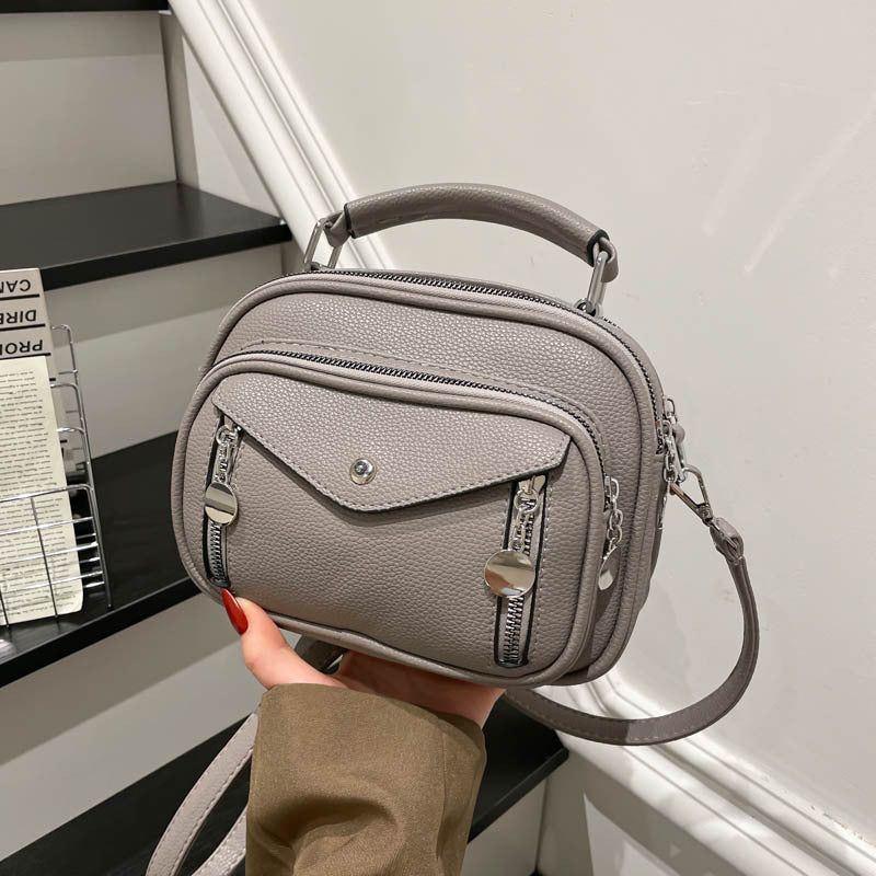 Charming Women's High-grade Commuter Large Capacity Bags