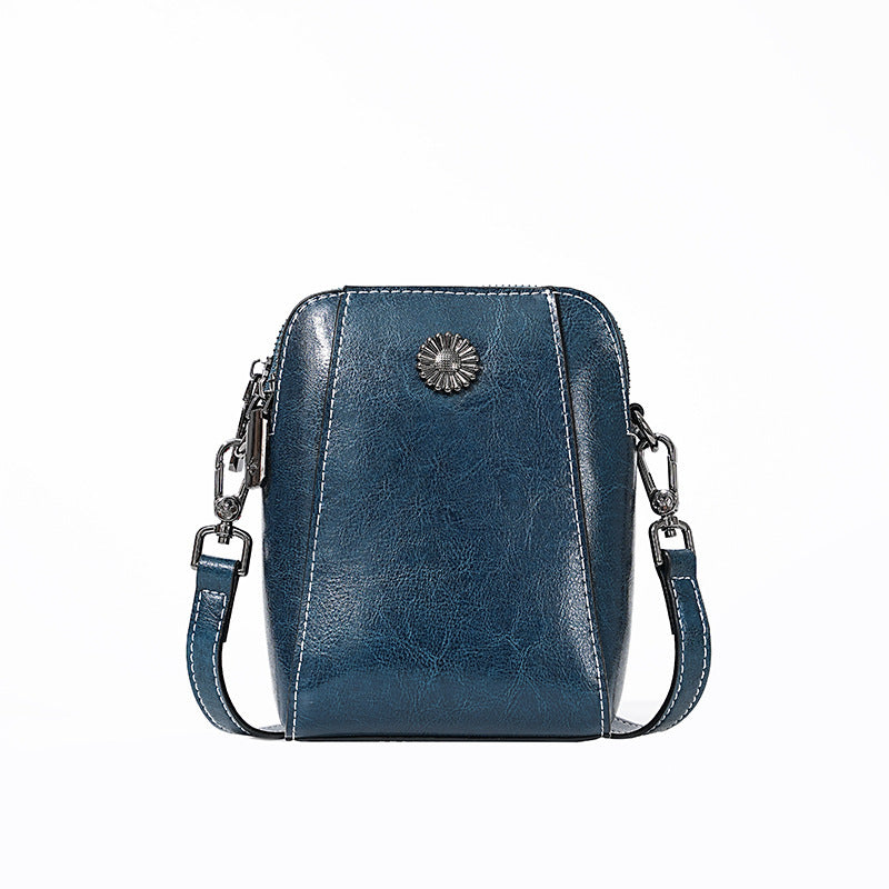 Women's Genuine Leather Fashion Niche Commuter Zipper Bags