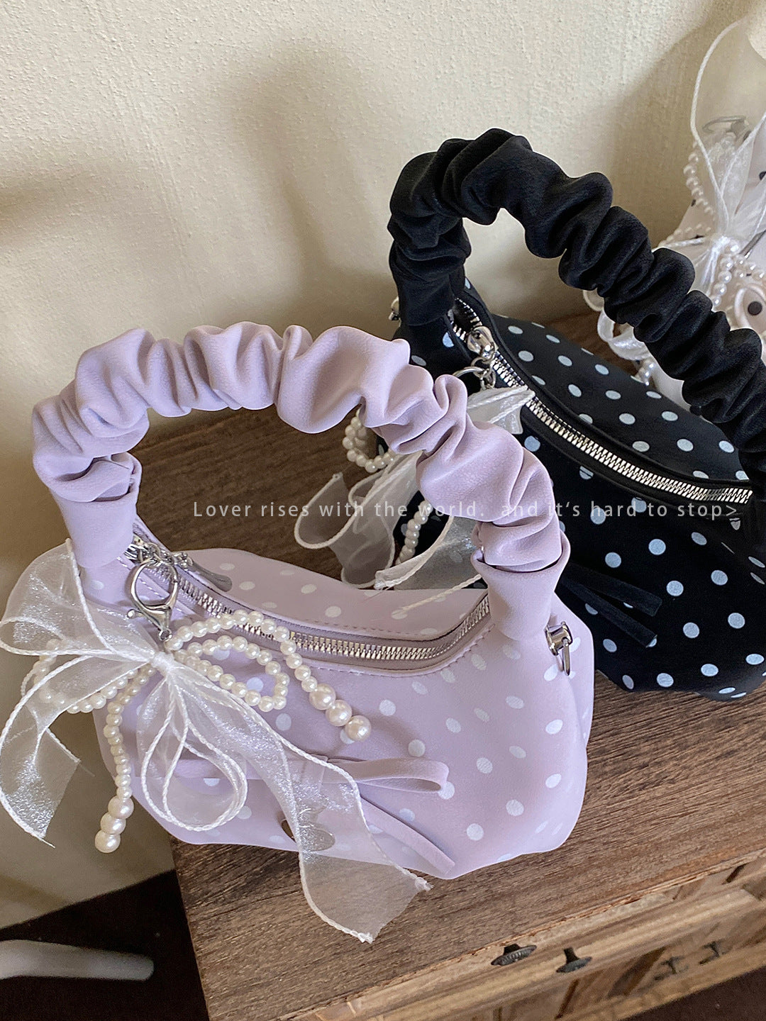 Women's Niche Texture Carrying Polka Dot Printed Handbags