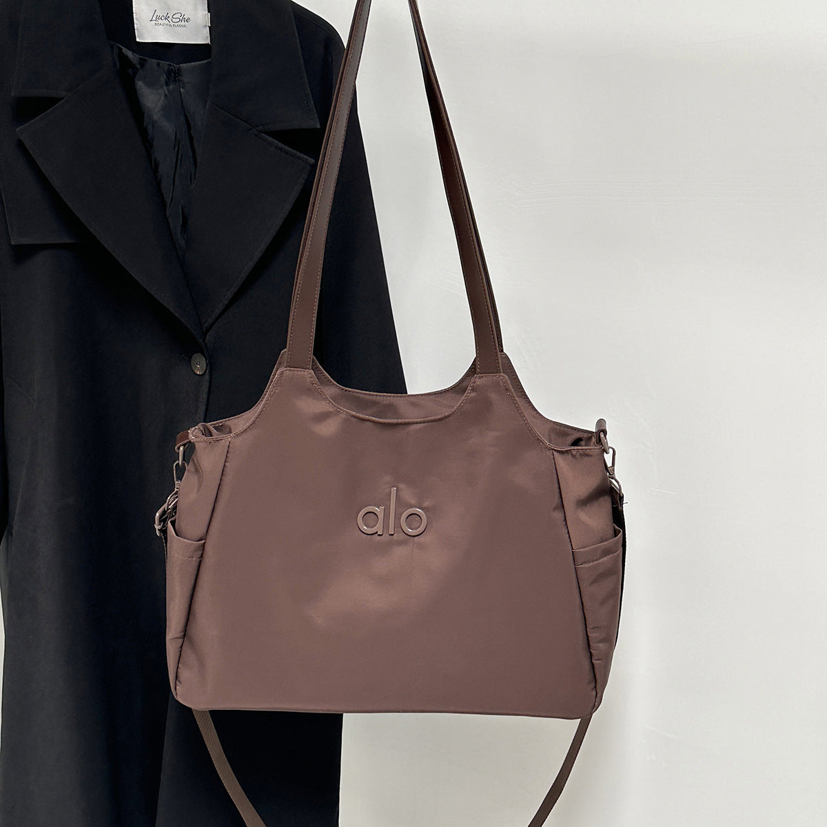 Women's Underarm Commuter Large Capacity Trend Tote Bag