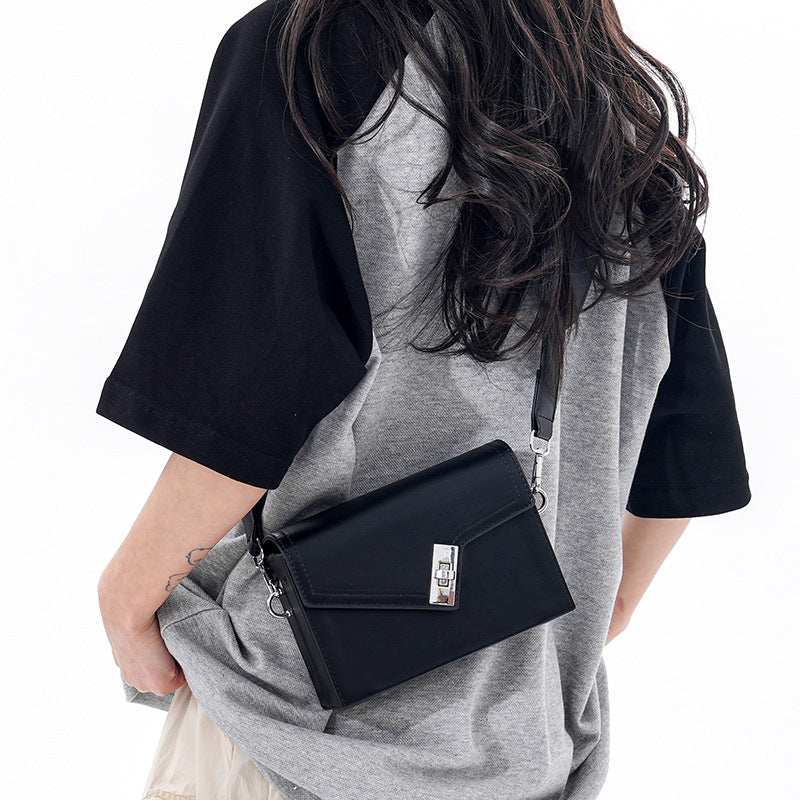 Men's & Women's Hard Box Button Pouch Simple Fashion Bags