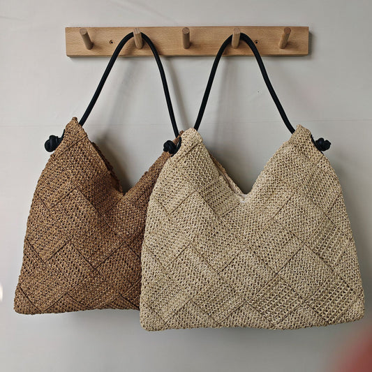 Women's Woven Idle Style Portable Seaside Vacation Bags