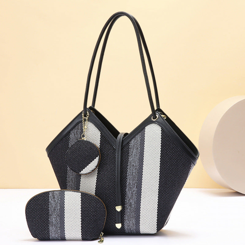 Women's Large Capacity Fashion Trend Atmosphere Shoulder Bags