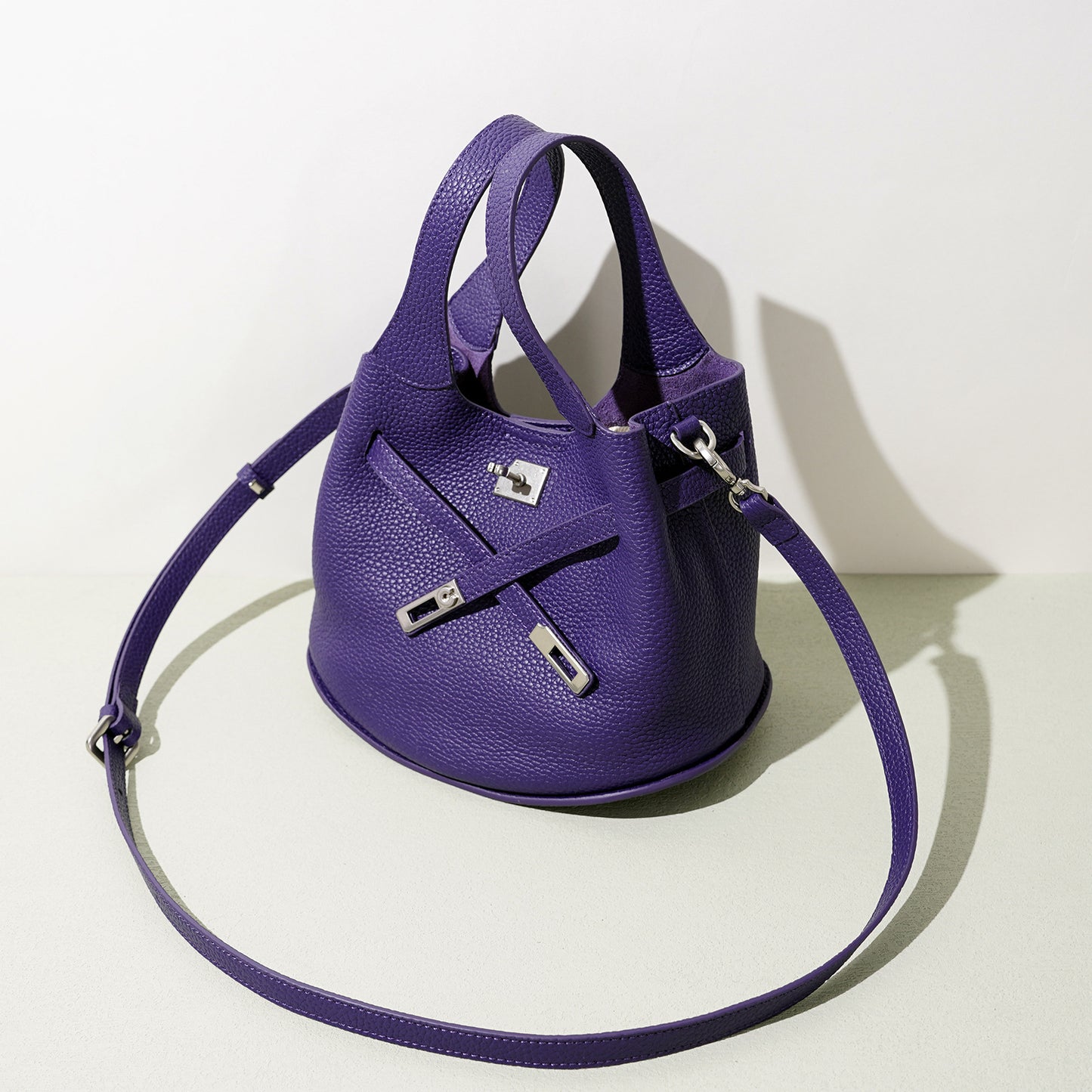 Women's Minority Genuine Leather Simple Exquisite Urban Vegetable Women's Handbag