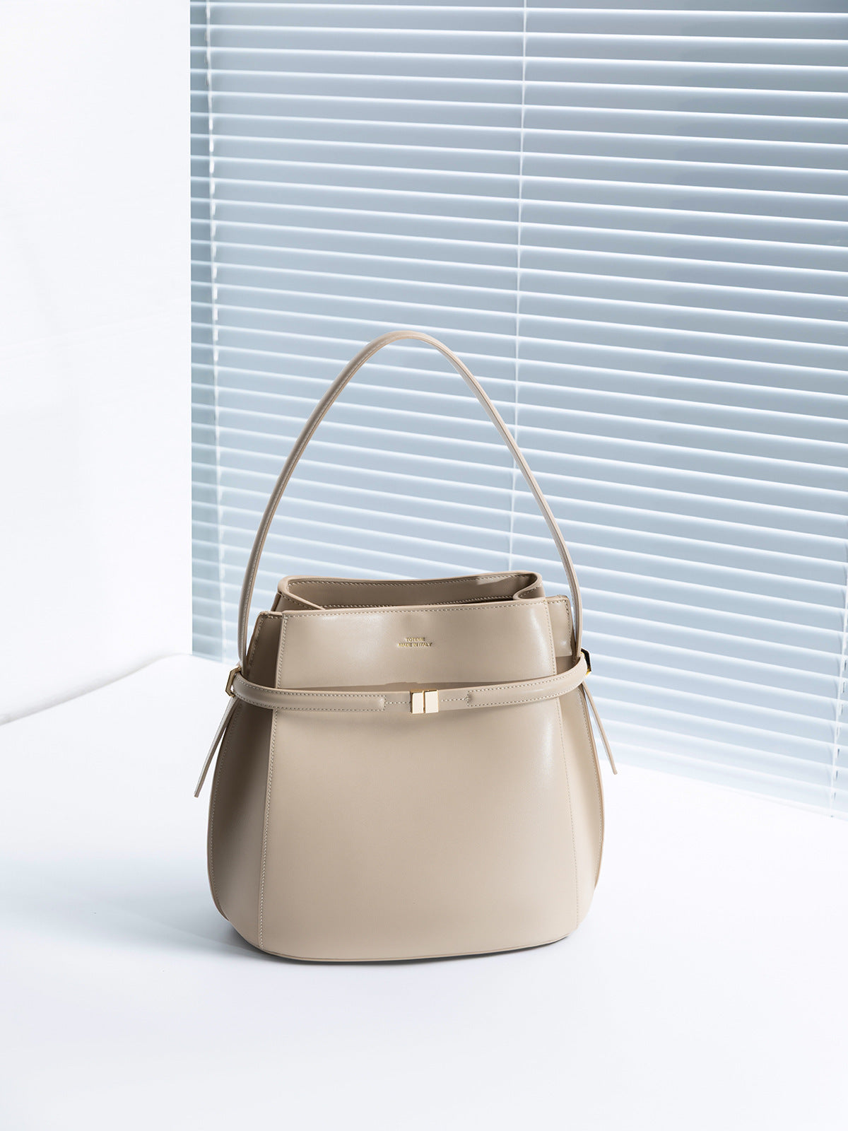 Women's Swedish Fashion Commuter Simple Versatile Bucket Bags