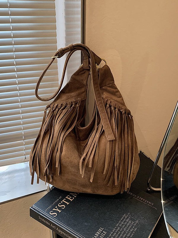 Women's Large Capacity Crescent Trendy Simple Deerskin Veet Retro Bags
