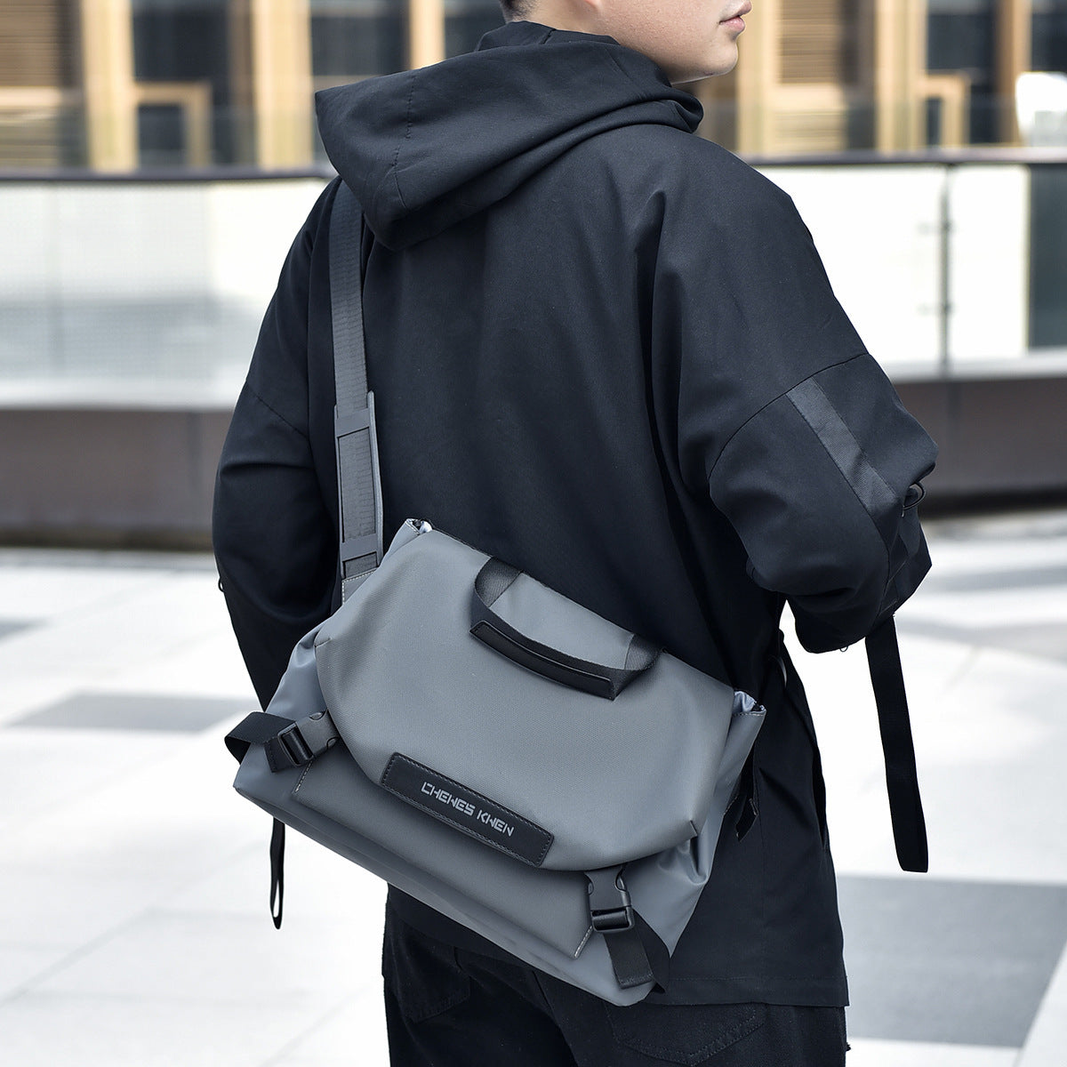 Men's Waterproof Business Portable Trip High-grade Men's Messenger Bag