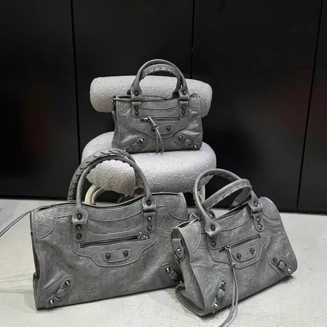 Paris Rivet Motorcycle Hot High-grade Large Capacity Bags