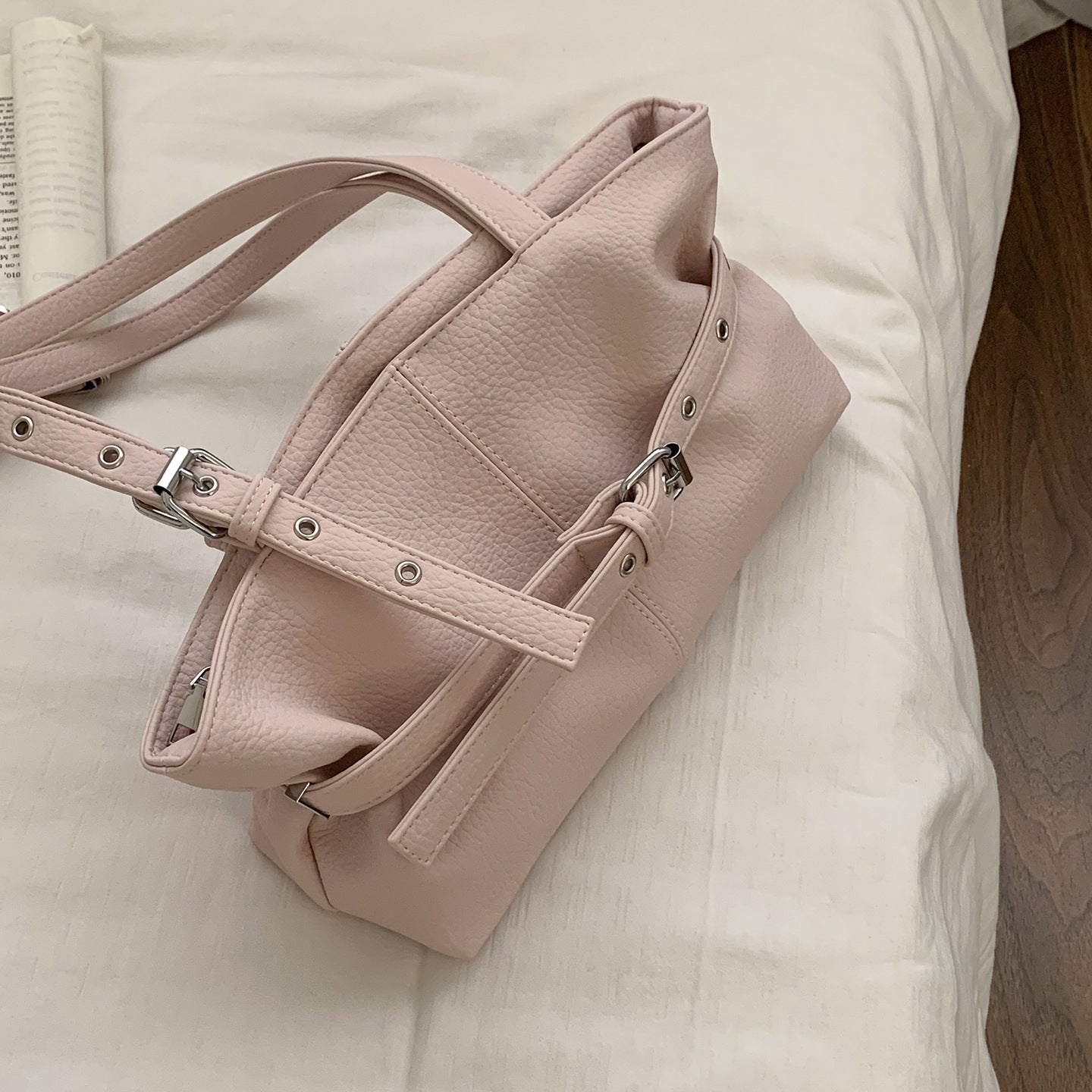 Fashion Women's Korean Underarm Commuter Simple Tote Bag