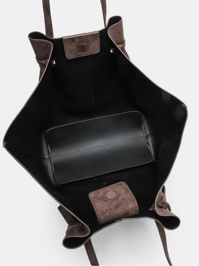 Retro Wings Style Suede Large Capacity Commuter Women's Shoulder Bag