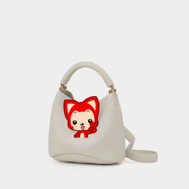 Women's Pig Large Sizes Design One White Bucket Bag