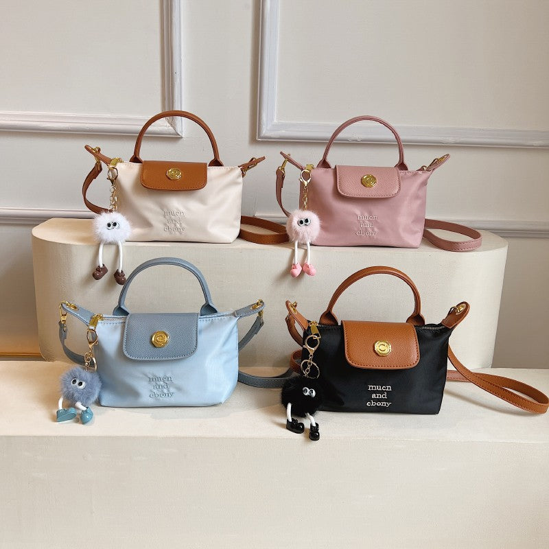 Women's Hand Holding Dumpling Mini Lightweight Bags