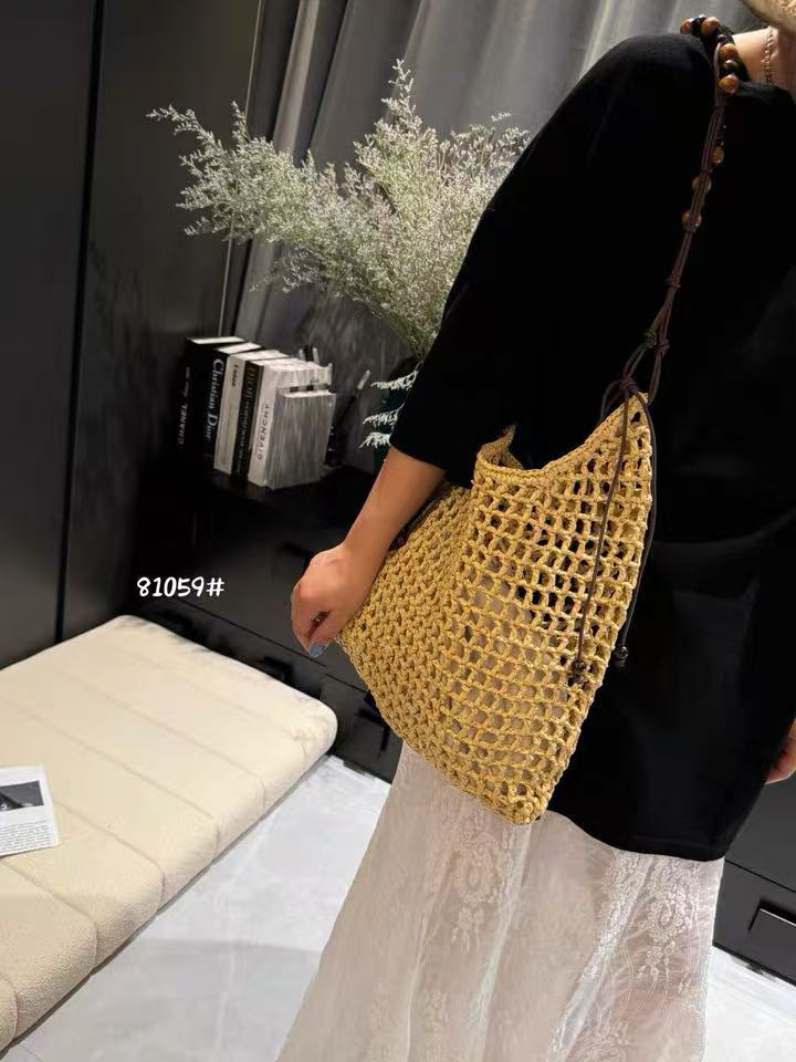 Women's Vacation Style Straw Hand-woven Hollow Portable Large Capacity Tote Bags