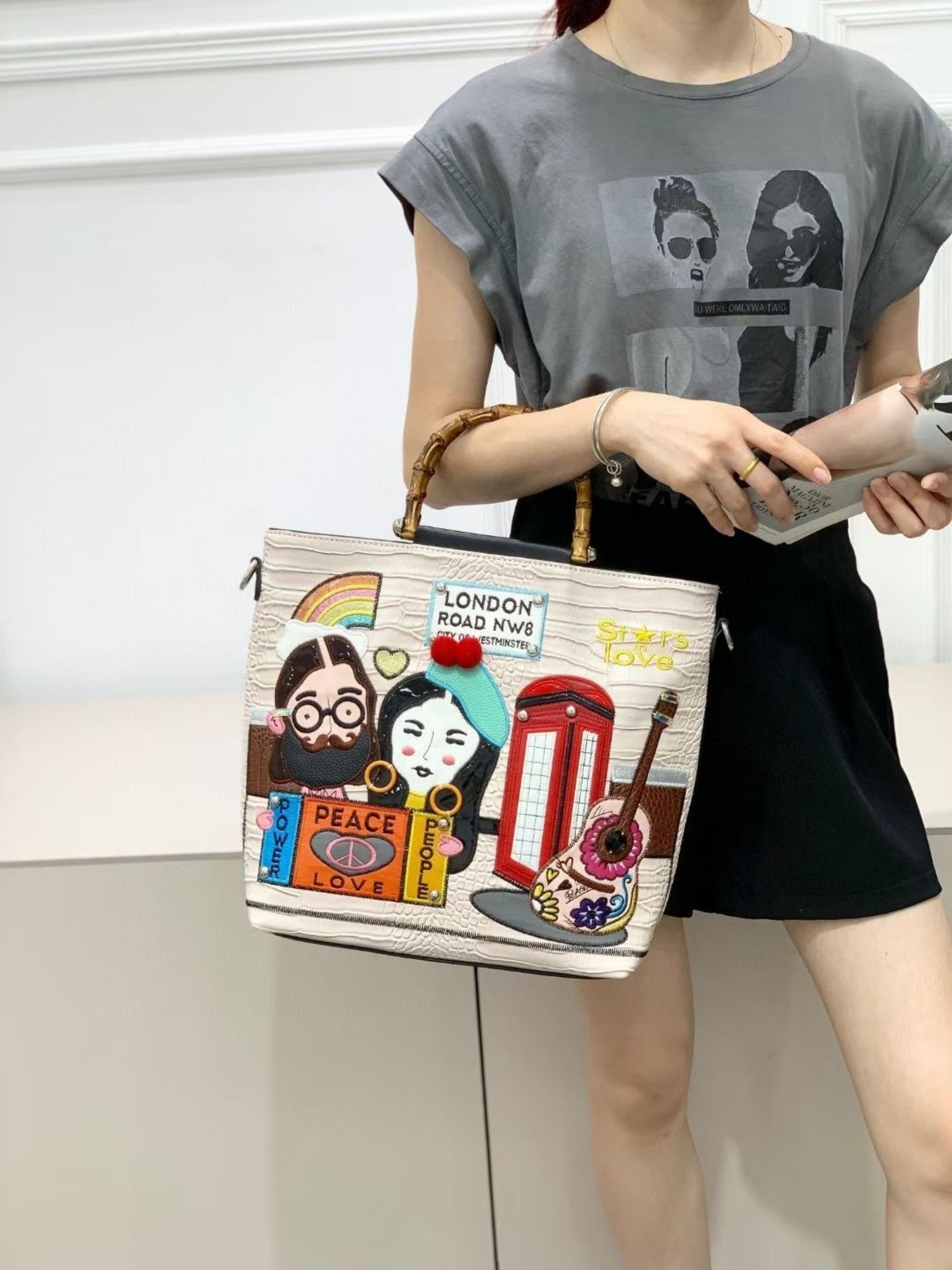 Women's Retro Color Block Embroidery Bamboo Versatile Large Handle