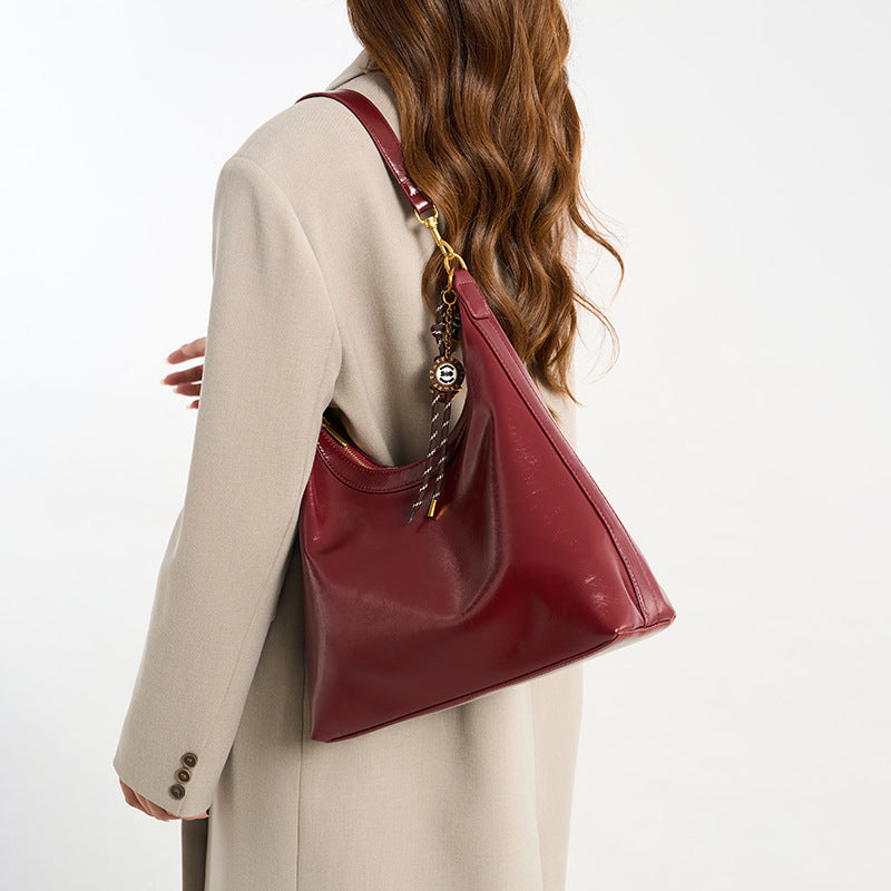 Women's Underarm Simple High-grade Retro Large Capacity Bags
