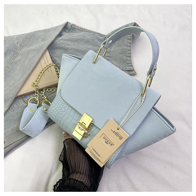 Women's Retro Design Popular Chain Portable Bags