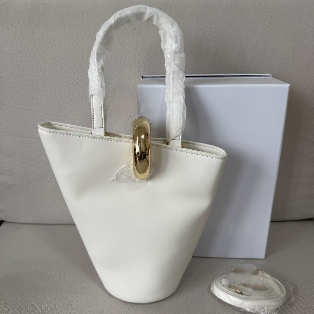 Cool Attractive Women's Correct Letter Fashion Women's Messenger Bag