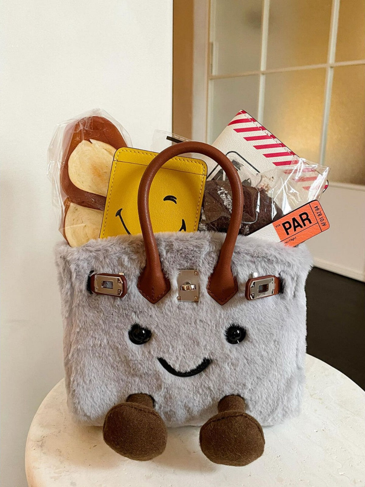 Women's Cute Cartoon Smile Plush Large Capacity Women's Handbag
