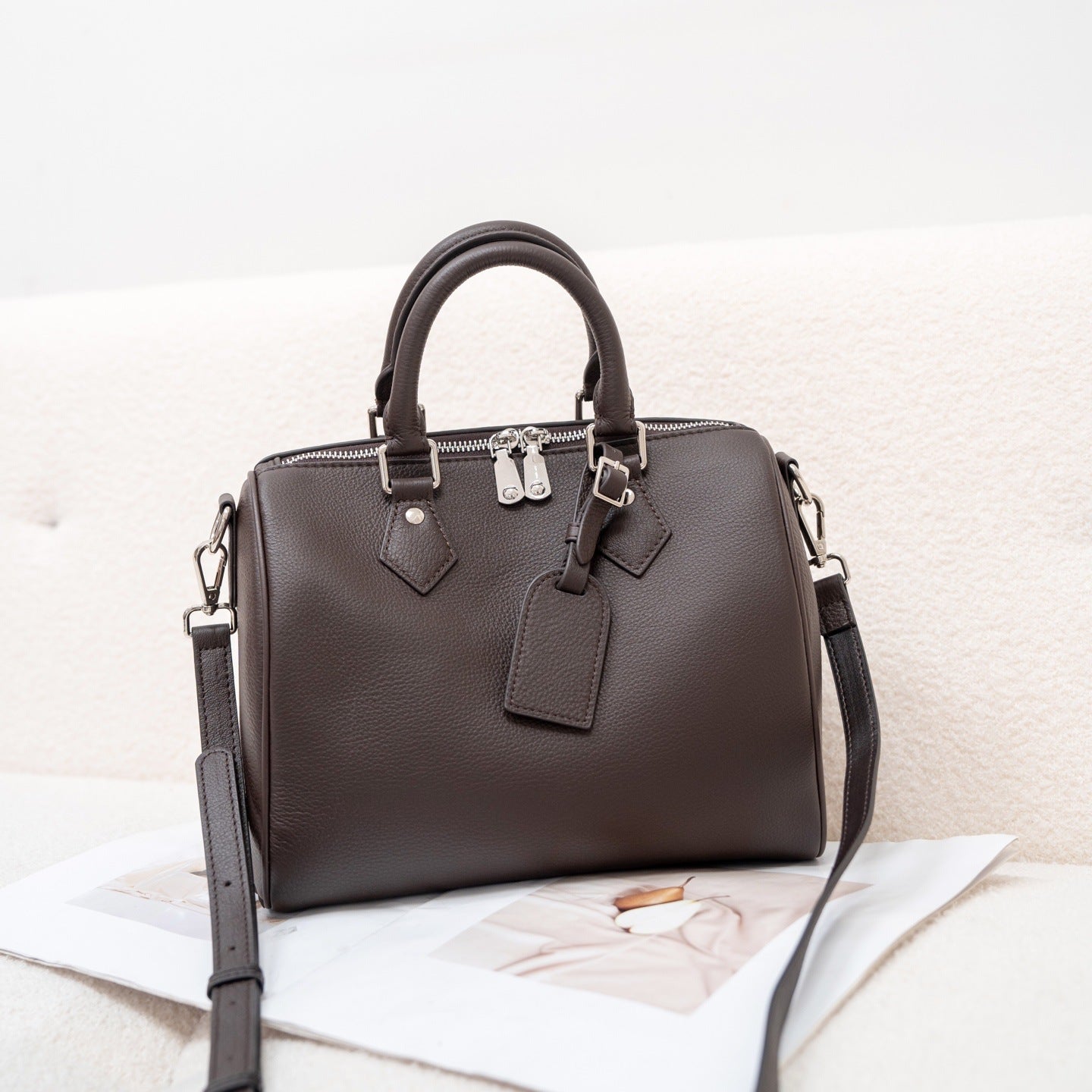 Women's Fashion Genuine Leather Simple High-grade Feeling Tong Portable Women's Shoulder Bag