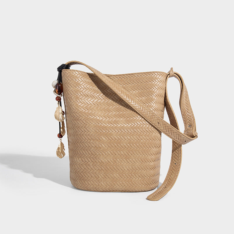 Niche Knitting Retro Affordable Luxury High-grade Bucket Bag