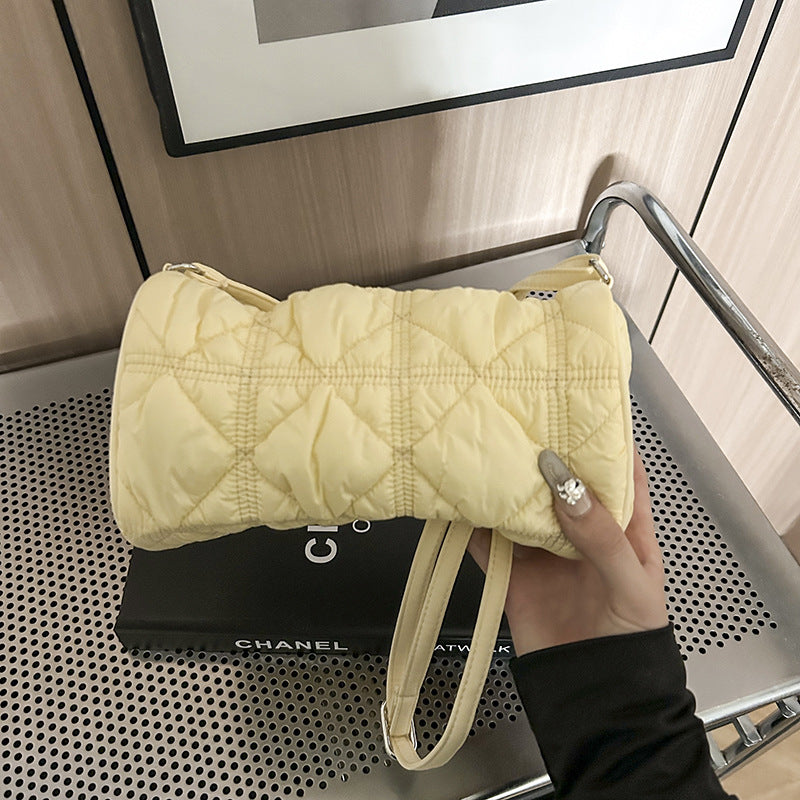 Women's Pillow Round Rhombus Pleated Bale Of Women's Shoulder Bag