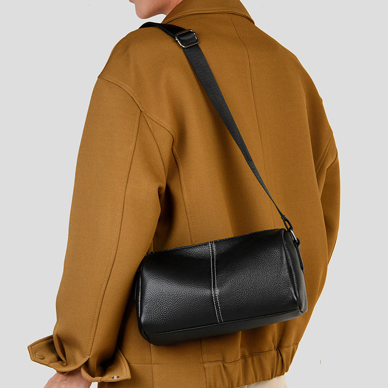 Men's Leather Large Capacity Soft Cowhide Commuter Men's Messenger Bag