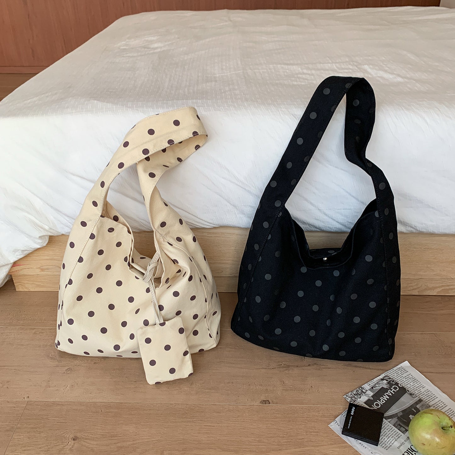 Women's Korean Polka Dot Canvas Idle Style Design Large Women's Shoulder Bag